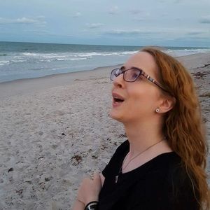 Meet your Posher, Kellie